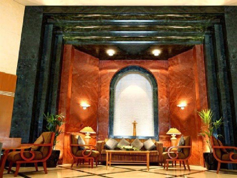 Swiss-Belhotel Sharjah Buitenkant foto